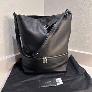Stunning New not used 1 YSL Saint Laurent Hobo bag with tags